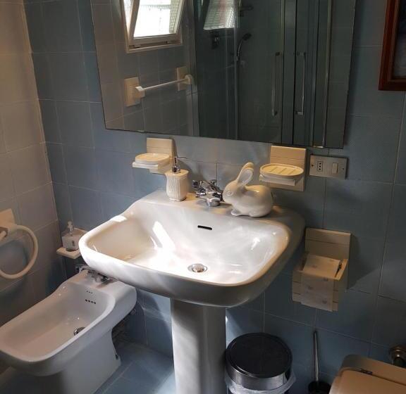 اتاق استاندارد با بالکن و چشم‌انداز دریا, B&b Tre Mari Portofino