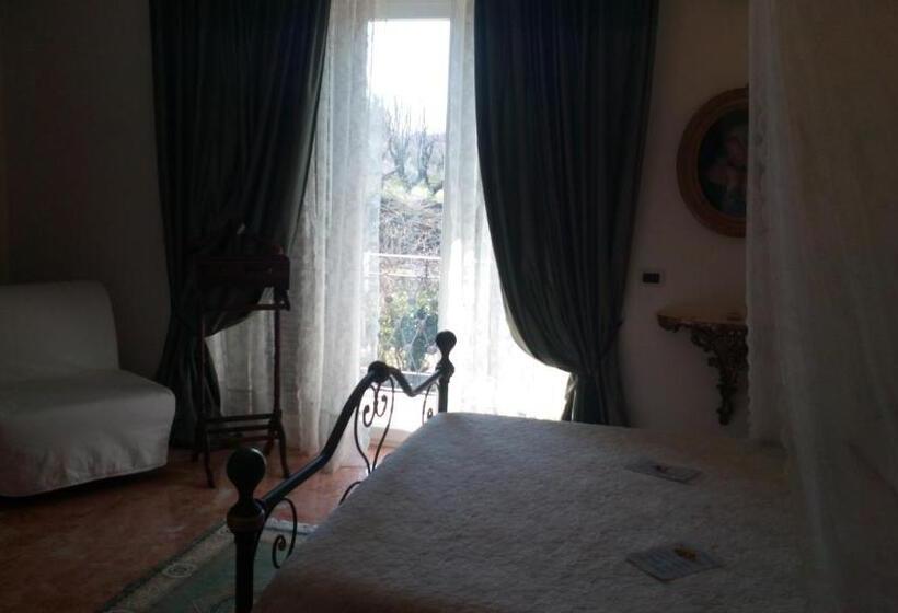 Номер Deluxe, B&b Vittoria Colonna
