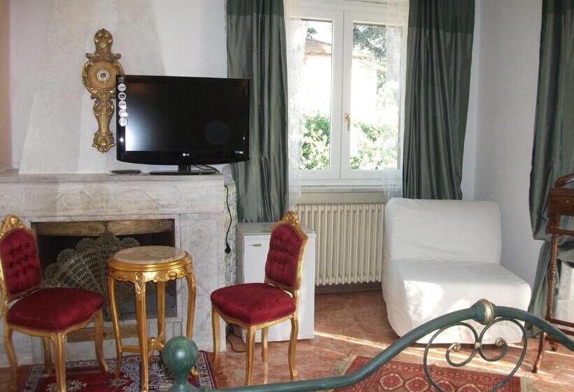 Номер Deluxe, B&b Vittoria Colonna
