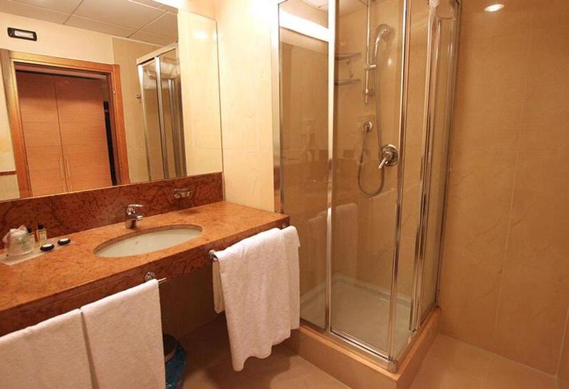 اتاق استاندارد سه نفره, Golf Hotel Milano