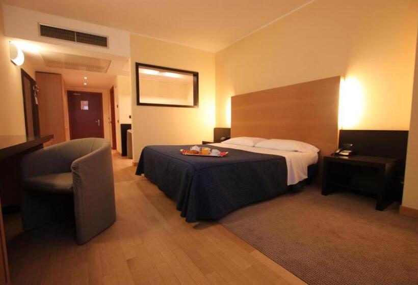 اتاق استاندارد, Golf Hotel Milano