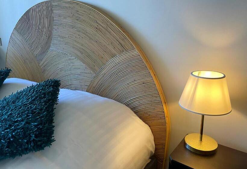 Номер Стандарт, Hôtel La Grande Conque