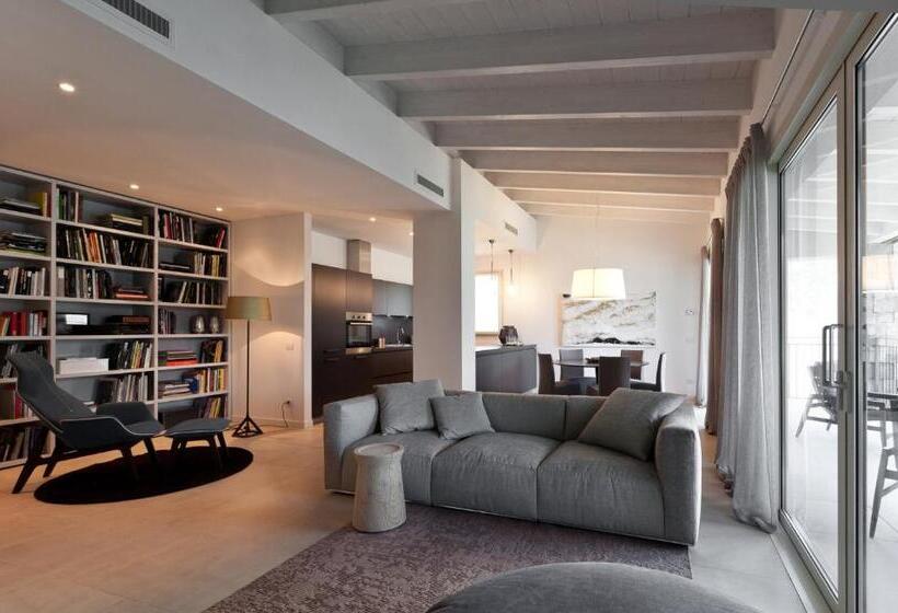 1 Bedroom Penthouse Apartment, Filario Hotel & Residences