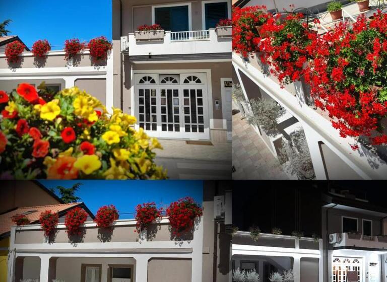 Трехместный Номер Комфорт, Albergo B&b Ristorante Grace