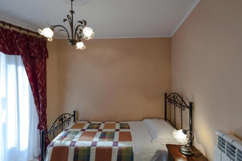 バルコニー付スタンダード４ベッドルーム, La Casa Dei Nonni B&b