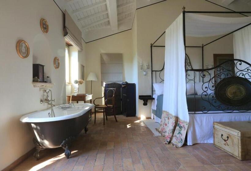 Дом 4 Спальни, Corte Della Maesta Antica Residenza