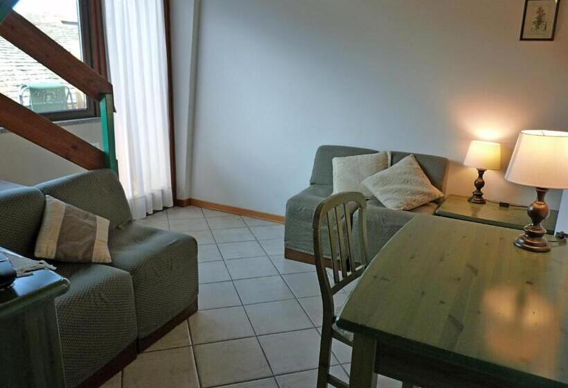 2 Bedrooms Apartment Mountain View, Ristorante La Rosa