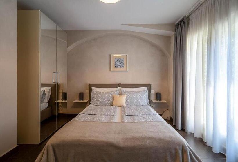 Quarto Estandar, Romantic B&b Il Piccolo Paradiso