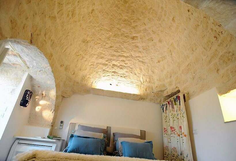 اتاق سوپریور, Leonardo Trulli Resort