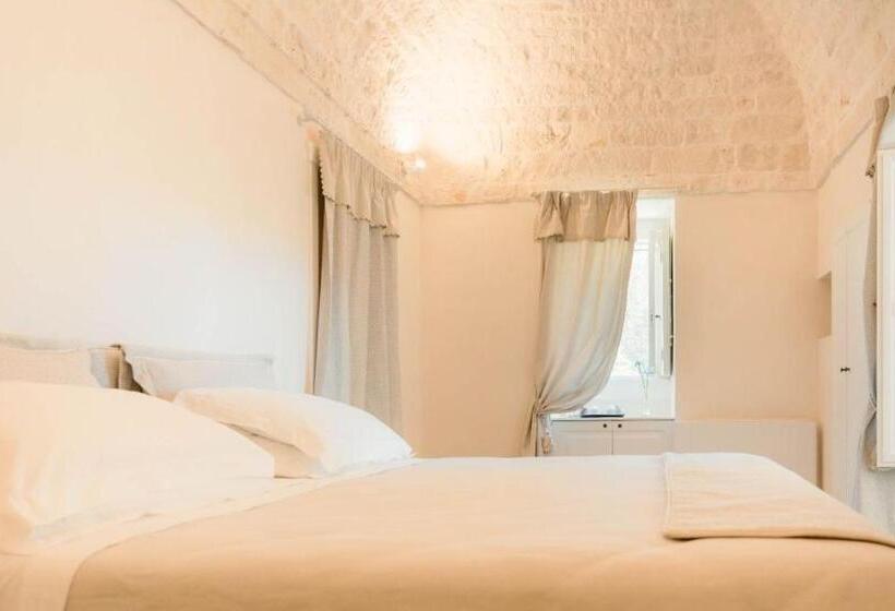 اتاق لوکس, Leonardo Trulli Resort