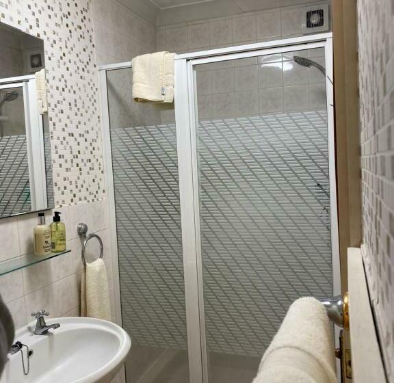Номер Superior Кровать Кинг, The Kingswood Guest House   Adult Only