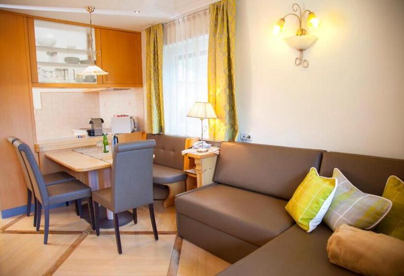 带1个卧室的带阳台的公寓, Familien Wellness Residence Tyrol