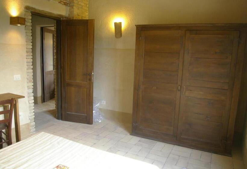 Апартаменты 1 Спальня с Террасой, B&b Casale Di Poggioferro
