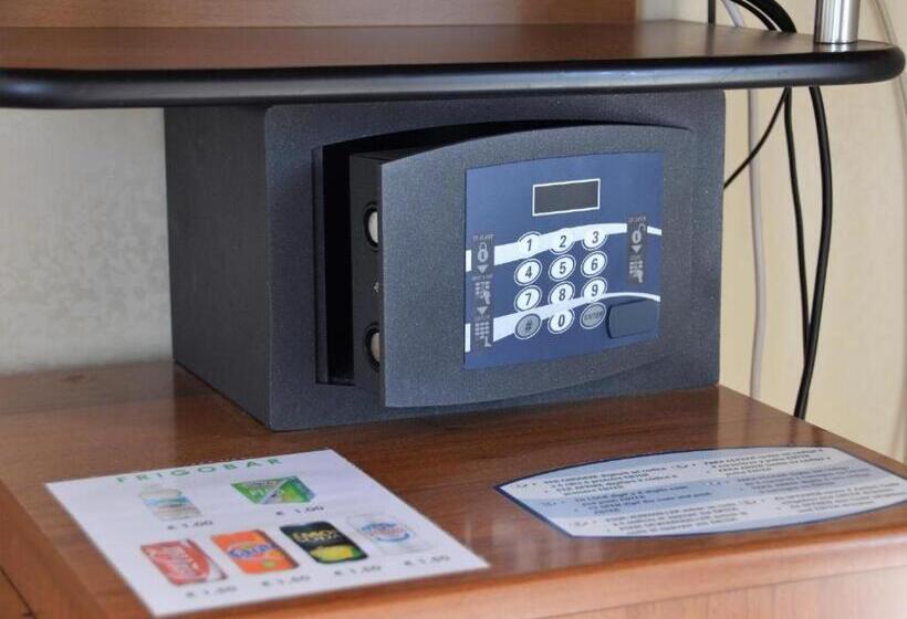 Апартаменты 2 Спальни, A 14