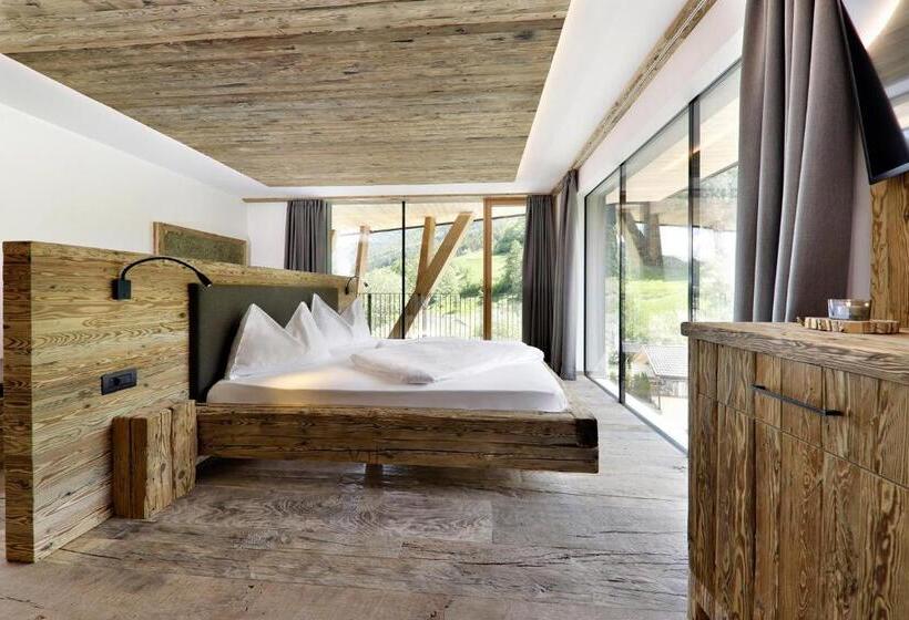 Номер Стандарт, Ratschingserhof