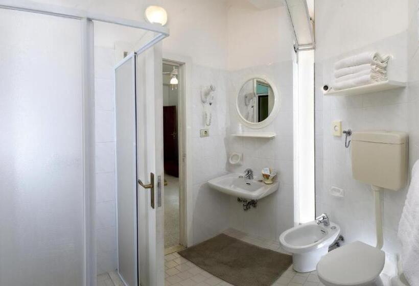 Quarto Quádruplo Estandar, Solmar