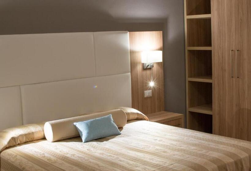 Quarto Familiar Superior, Solmar