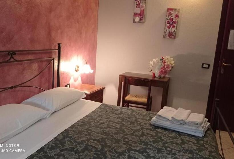 四人标准间, Albergo B&b Antica Trattoria Bacco