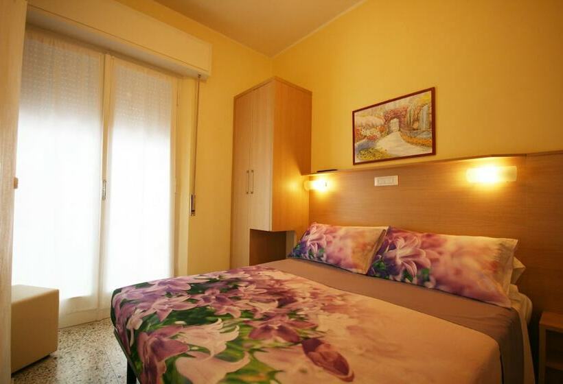 اتاق استاندارد چهار تخته, Amalfi