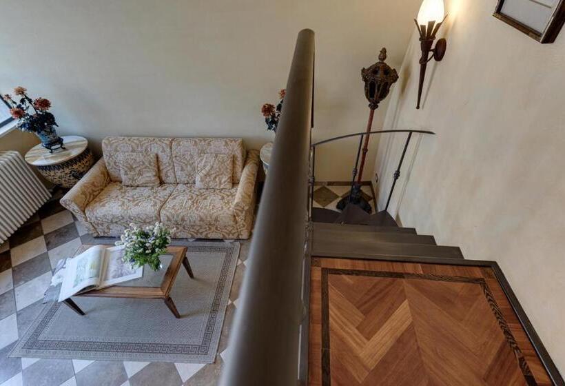 Номер Superior, Castello Delle Serre