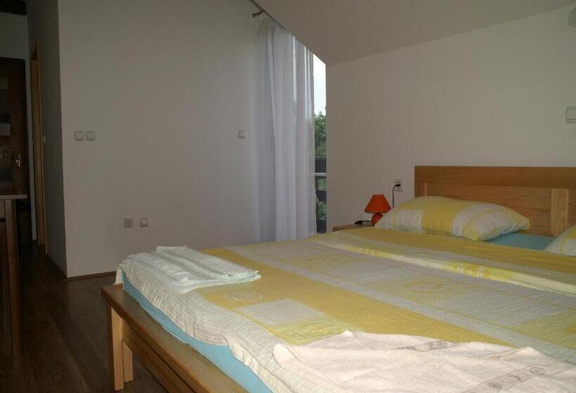 Номер Стандарт с Террасой, Bed & Breakfast Helena