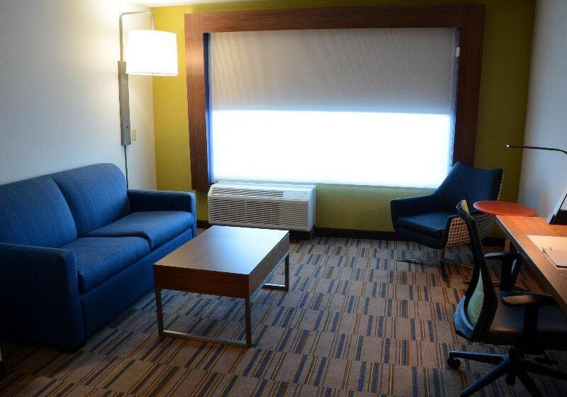 스위트 킹사이즈 침대, Holiday Inn Express & Suites   Pittsburgh   Monroeville, An Ihg