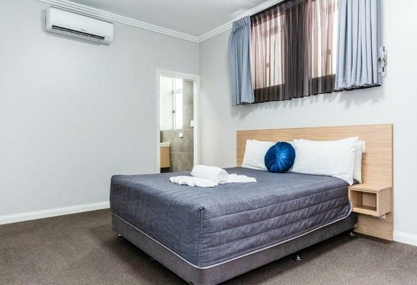 스탠다드 룸 호수 전망, Lakes And Ocean Hotel Forster