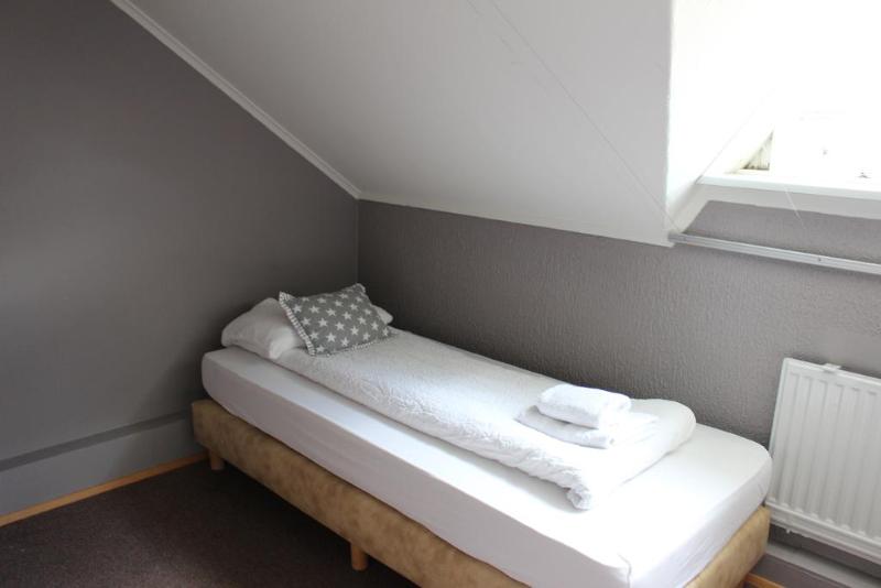 غرفة قياسية ثلاثية حمام مشترك, North Star Guesthouse Olafsvik