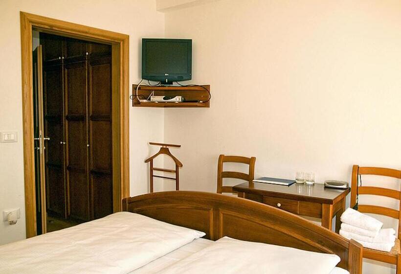 스탠다드 룸, Bed&breakfast Kvarner