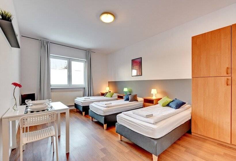 חדר סטנדרט לשלושה, Nice Rooms   Pokoje Gościnne