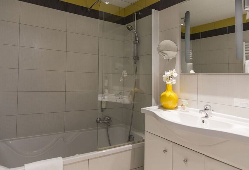 آپارتمان 2 خوابه, Residence De Tourisme Ajaccio Amiraute