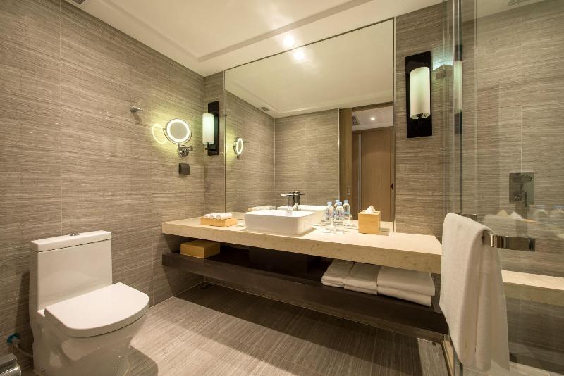 带大床的豪华间, Courtyard By Marriott Siem Reap Resort