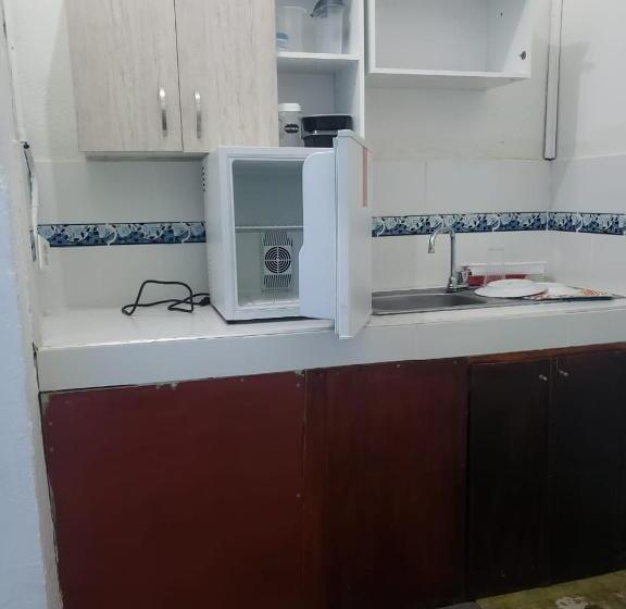 经济型三人房间, Posada Nativa Trinsan Centro