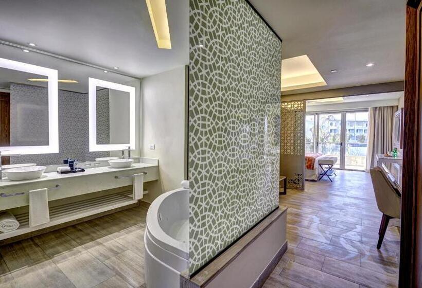 سوییت خانوادگی, Royalton Bavaro, An Autograph Collection Allinclusive Resort & Casino