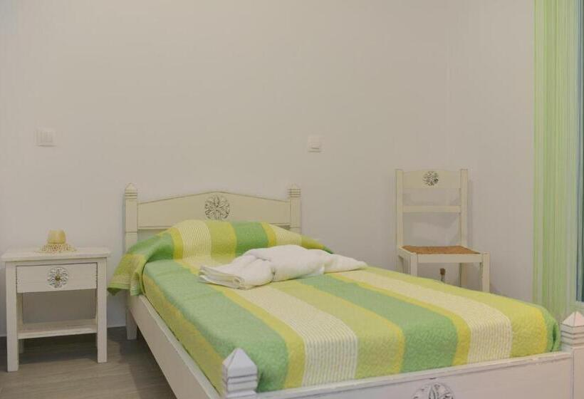 带1个卧室的带海景的公寓, Rooms & Apartments Archontou
