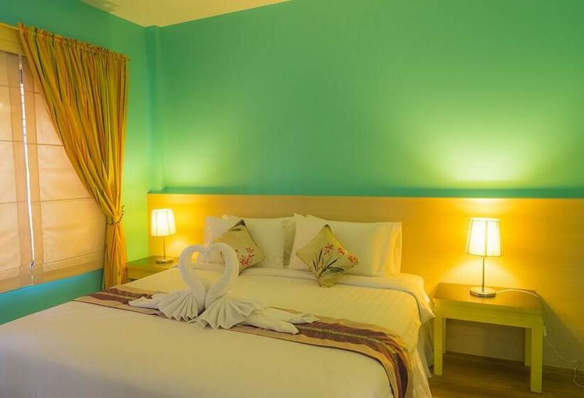 اتاق لوکس, Glur Chiangmai