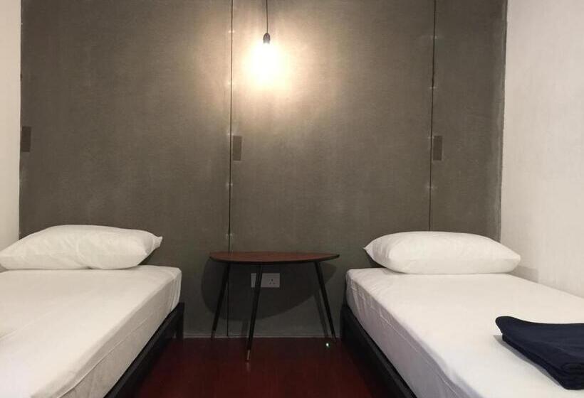 Номер Стандарт Совместная Ванная, The Frame Guesthouse   Hostel