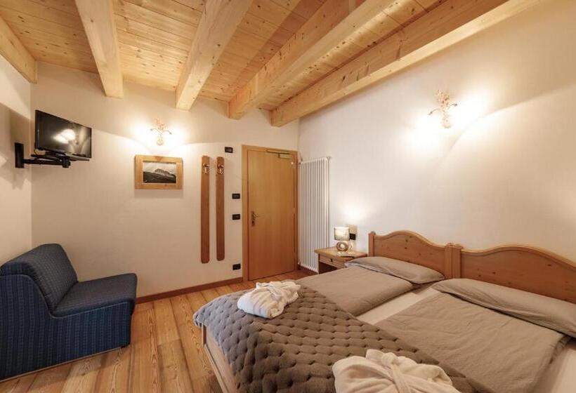 舒适三人间, Al Bivio   Pizzeria, Pool & Sauna