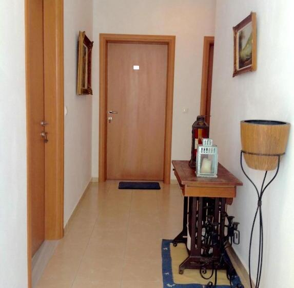 غرفة قياسية رباعية, Eléa Guesthouse Himare