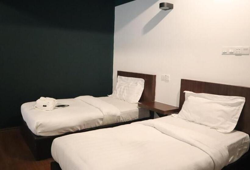 اتاق استاندارد, Room V At Kluang Parade