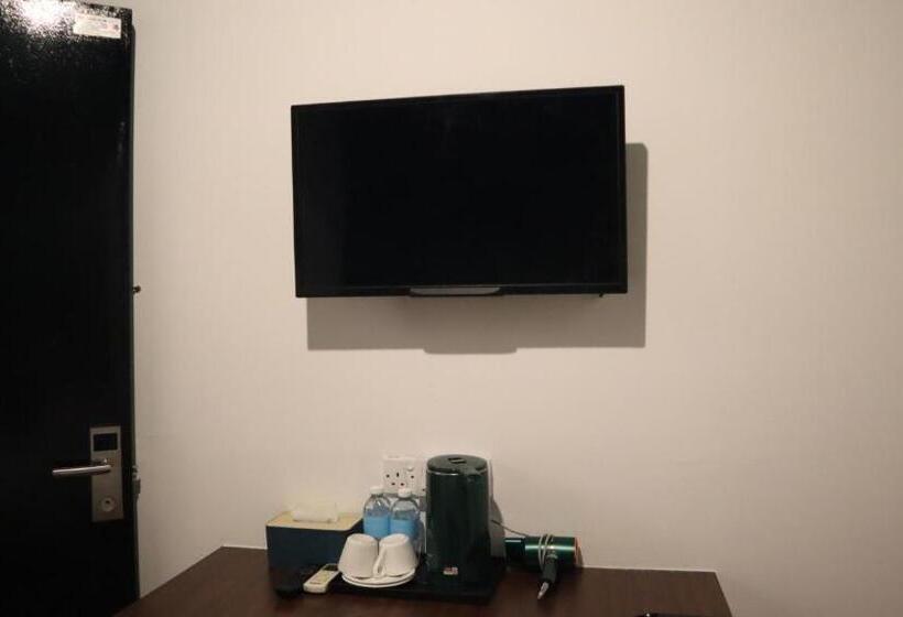 Номер Deluxe, Room V At Kluang Parade