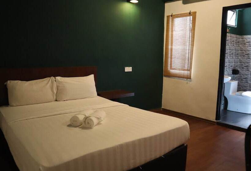 Номер Стандарт, Room V At Kluang Parade