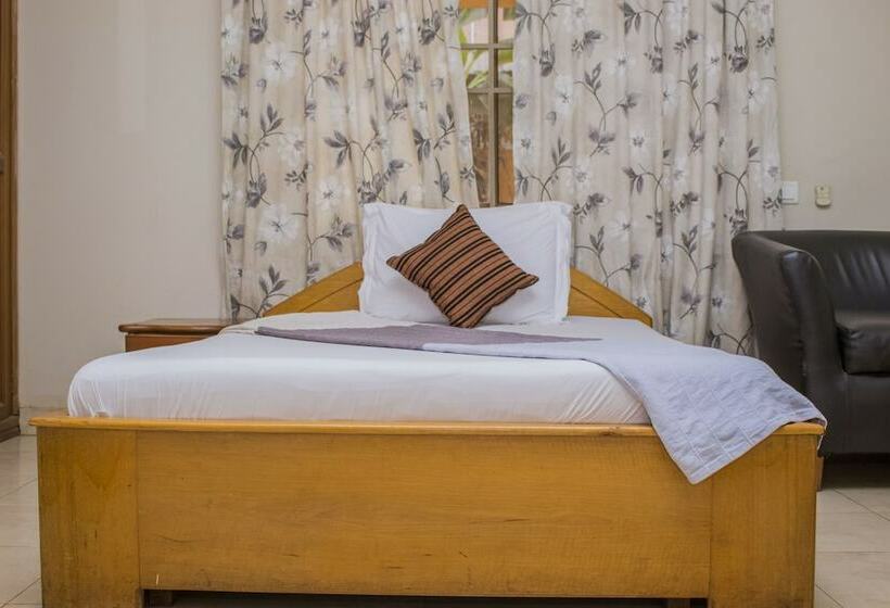 Standard Single Room, Lovista