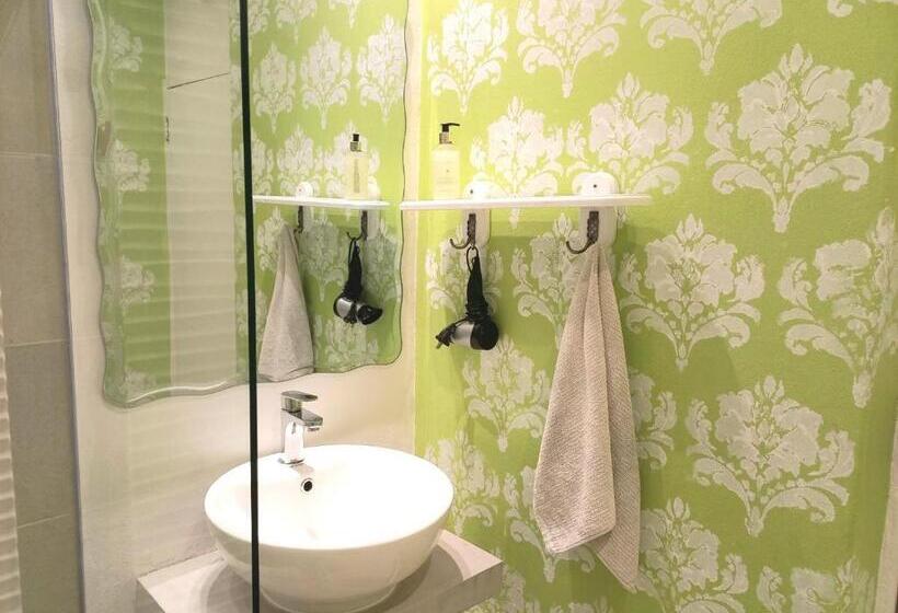 Номер Стандарт, Villa Roc Guesthouse   Solar Power