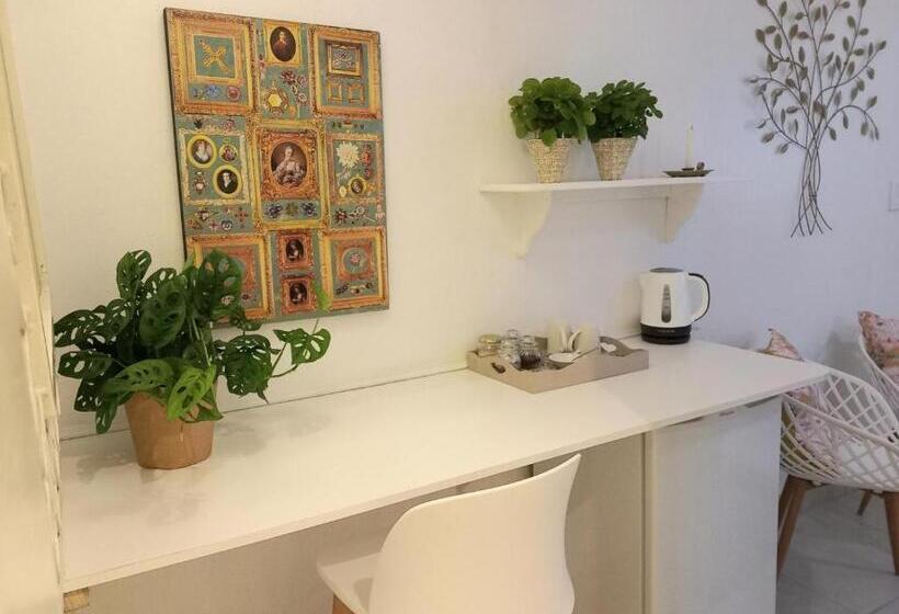Номер Стандарт, Villa Roc Guesthouse   Solar Power