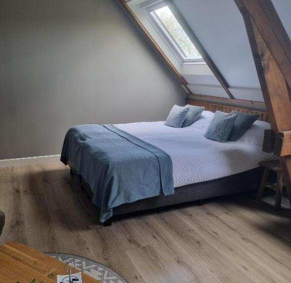 Номер Стандарт Трехместный, Bed & Breakfast Aan De Beek