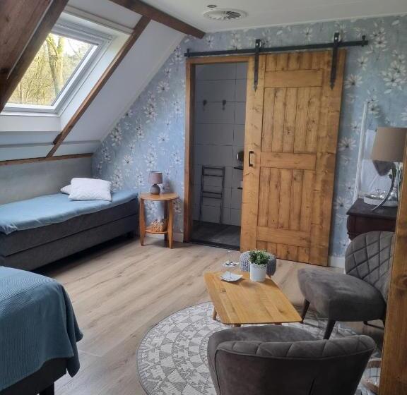 Номер Стандарт Трехместный, Bed & Breakfast Aan De Beek