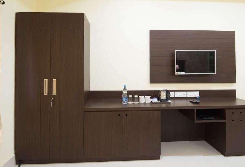 豪华房间, Treebo King S Court Chandrasekharpur