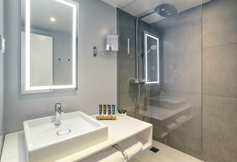 Номер Superior, Novotel Charleroi Centre