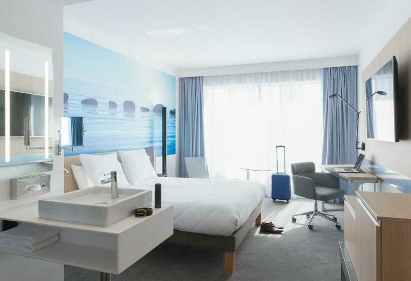 Номер Superior, Novotel Charleroi Centre